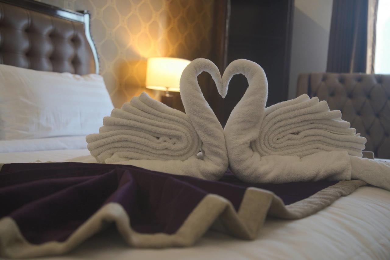 Savoey Hotel ラホール エクステリア 写真