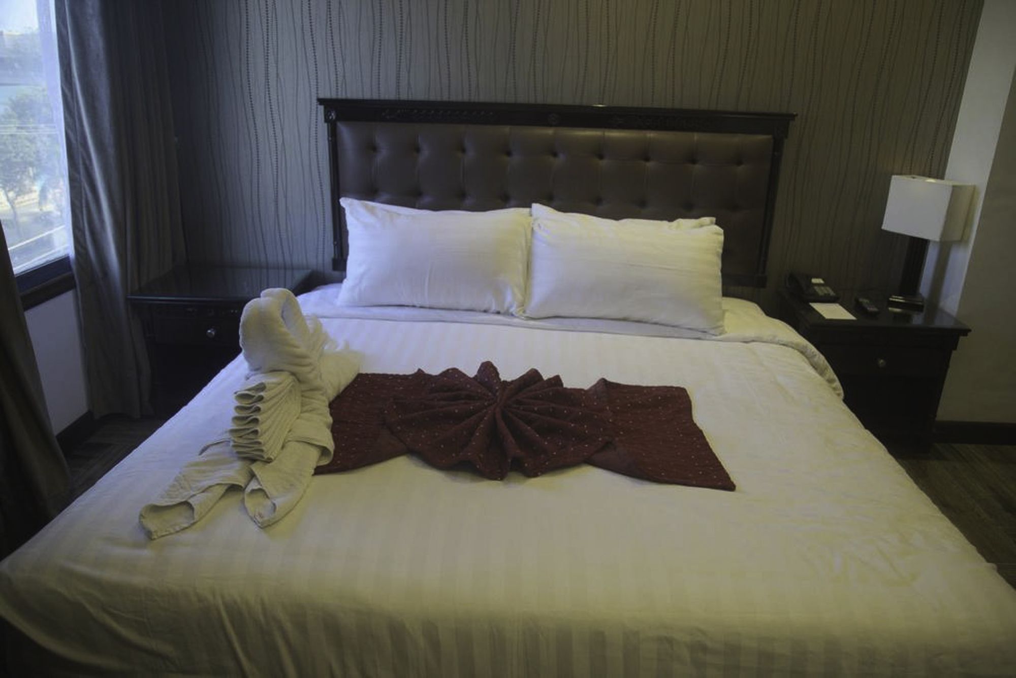 Savoey Hotel ラホール エクステリア 写真